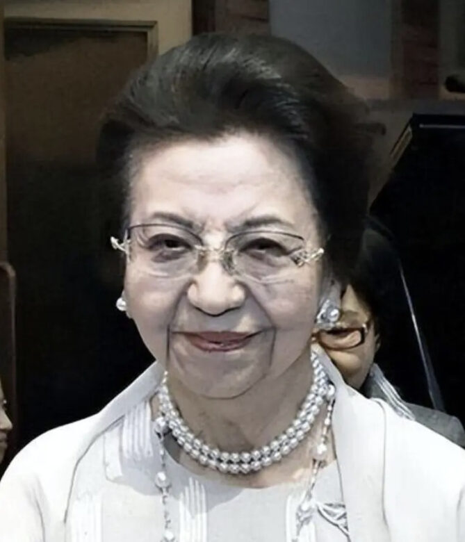 安倍晋三の母親・安倍洋子